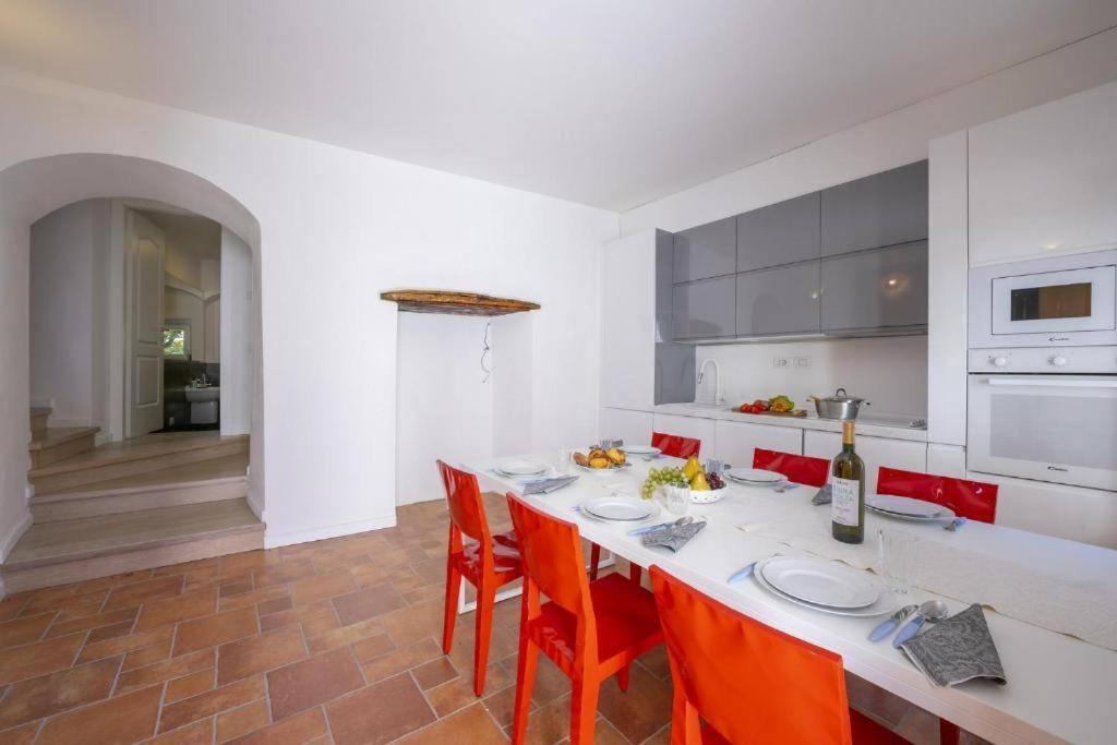 Poolside Apartment Cristina Bellano Ngoại thất bức ảnh